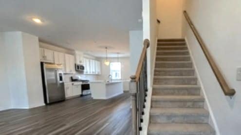 Building Photo - 7 Peeples Dr