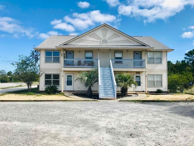 Building Photo - 13944 River Rd