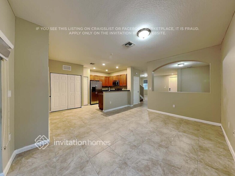 Building Photo - 27407 SW 143rd Ave