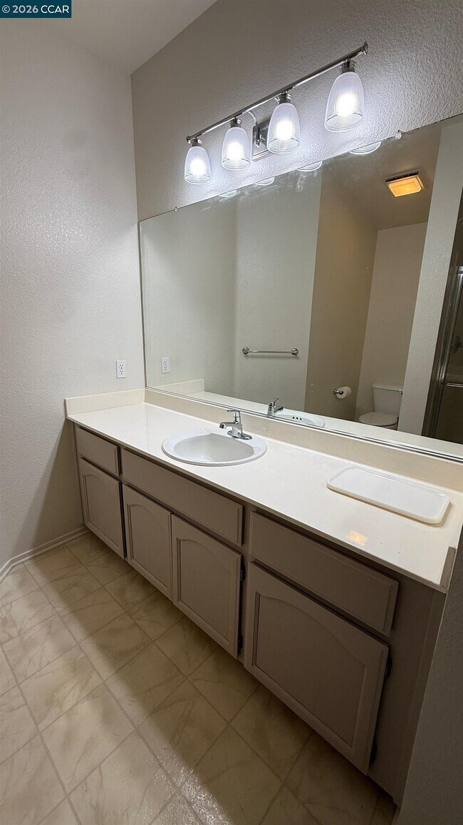 Building Photo - 1398 Shell Ln