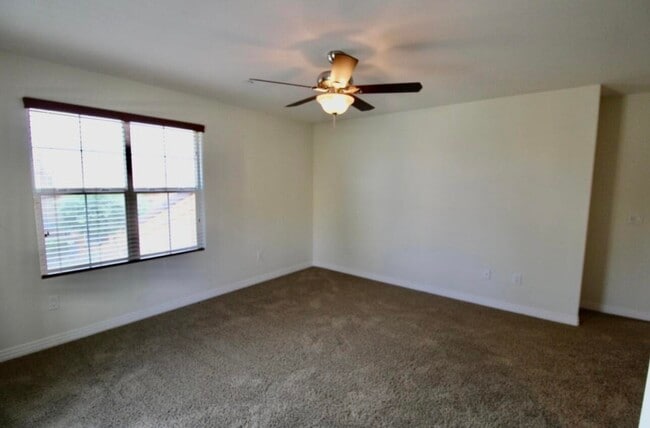 Building Photo - 52065 Graythorn Way