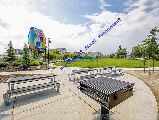Building Photo - Fully Furnished 1-Bedroom Condo for Rent i...
