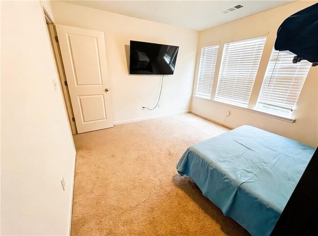 Building Photo - 602 Lofty Ln