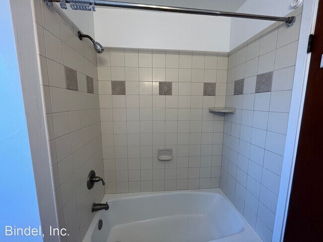 Building Photo - 3 br, 2 bath House - 4170 Cedar St