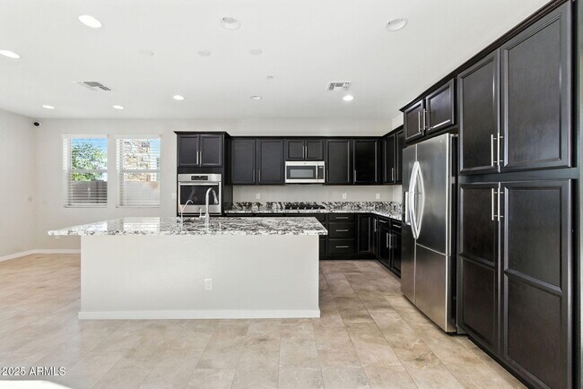 Building Photo - 1935 S Follett Way