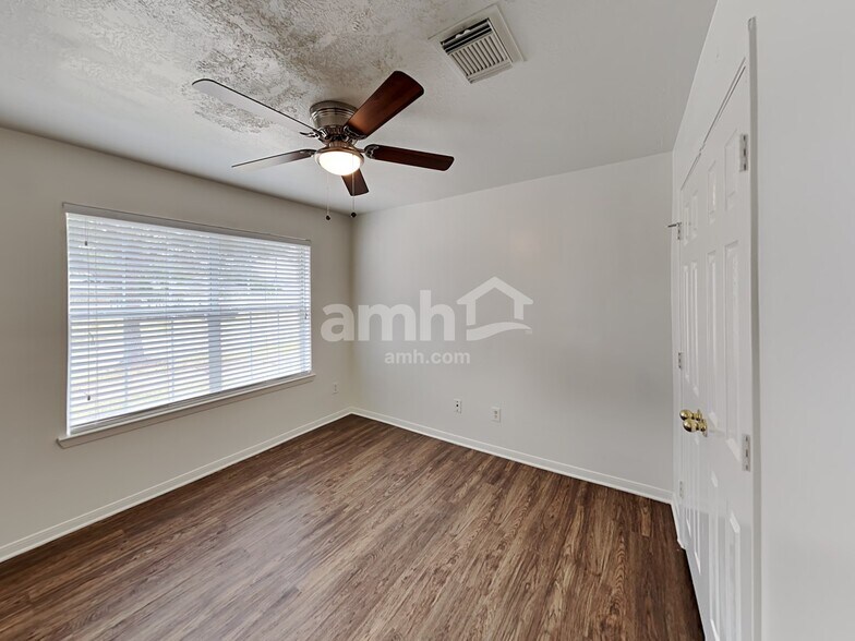 Building Photo - 19414 Buckland Park Dr