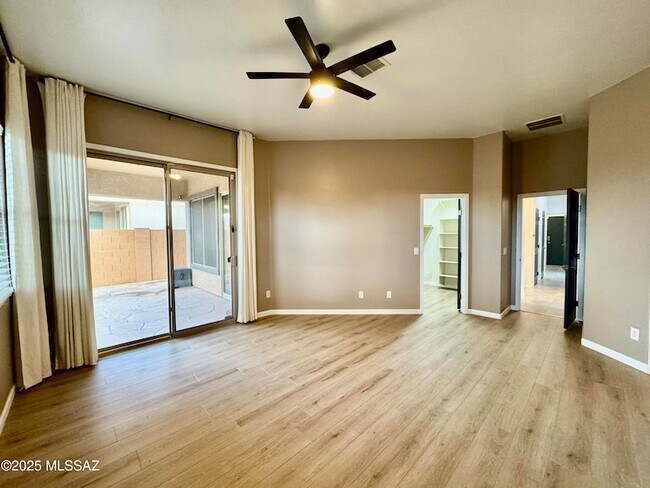 Building Photo - 13743 N High Mountain View Pl