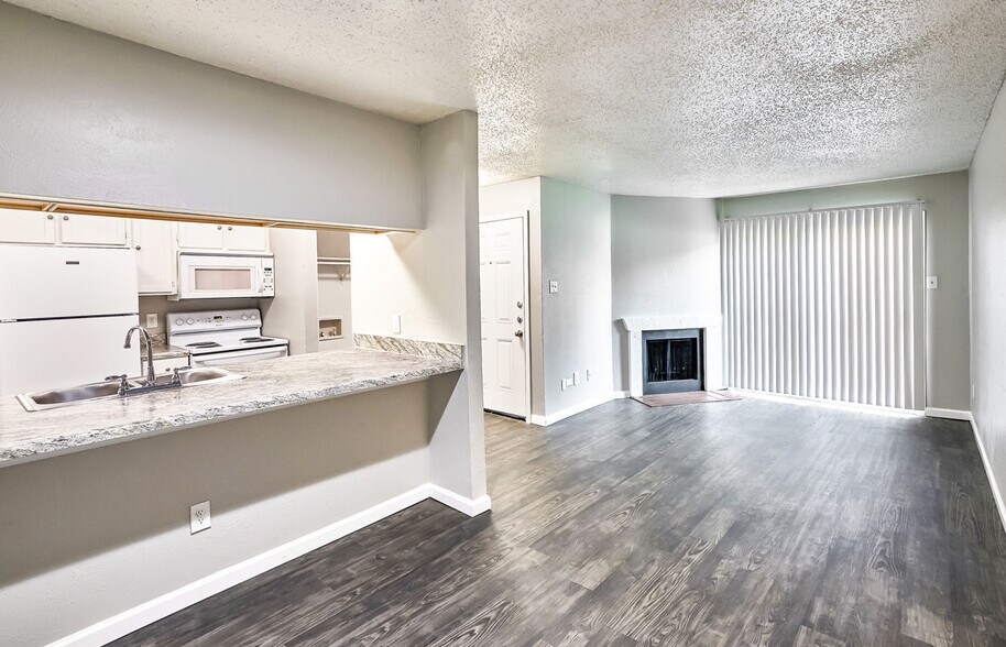 Rochelle Plaza 306 W Rochelle Rd Irving TX 75062 Apartment Finder