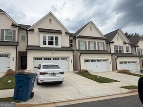 Building Photo - 4030 Cavalier Wy