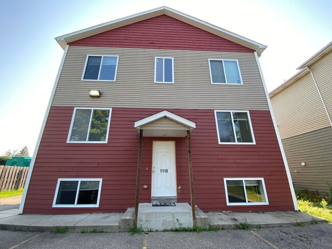 Building Photo - 1116-1118 Lafayette - Duplex Near WMU