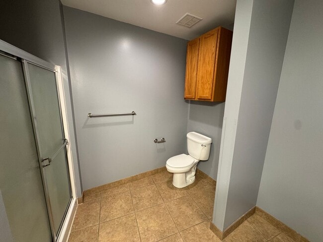 Building Photo - Beautiful Loft in Downtown Springfield