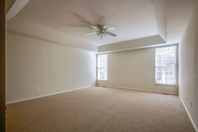 Building Photo - Single family - unfurnished - YEAR ROUND rental - Villages of Old Landing