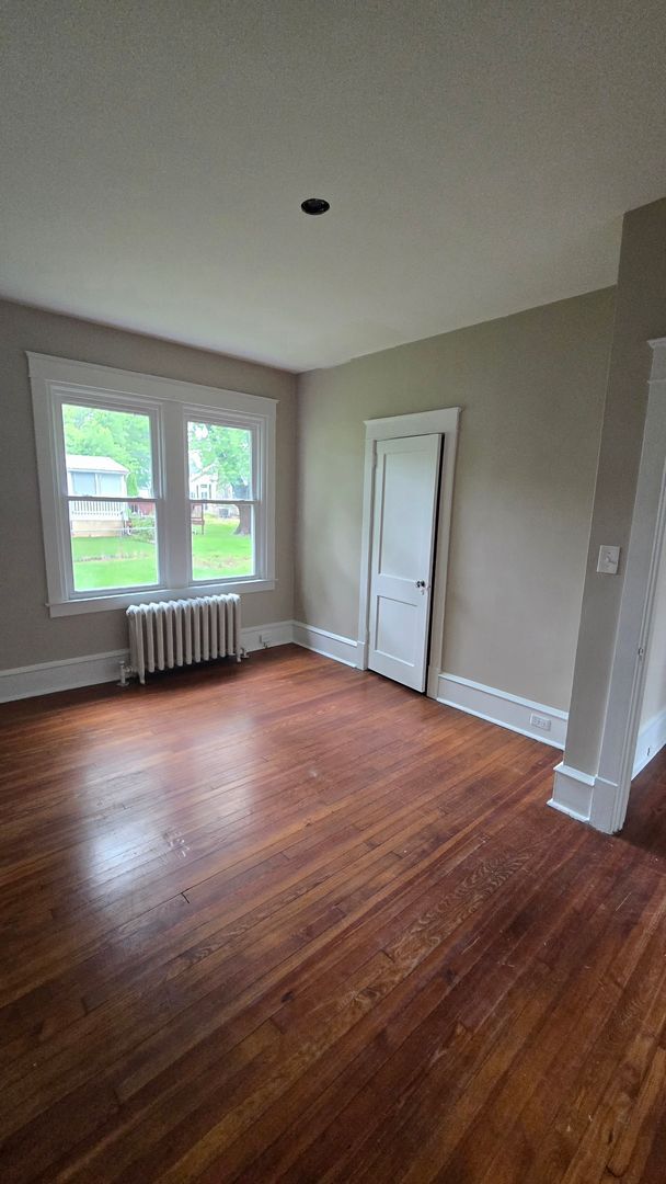 Building Photo - North Wilmington - 5 bedroom, 2 bathroom h...