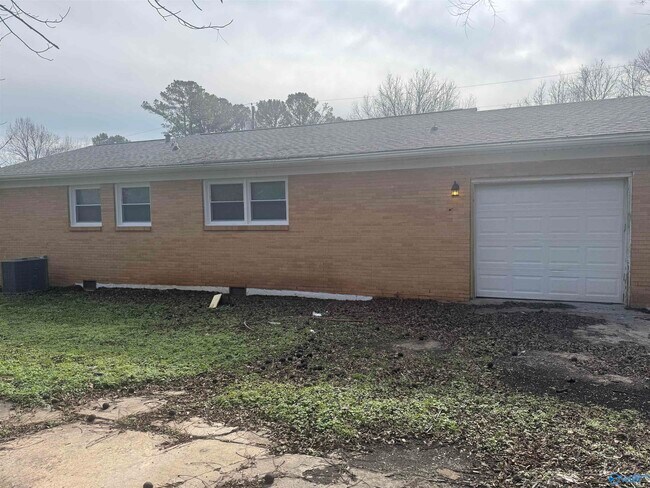 Building Photo - 3610 Williamsburg Dr NW