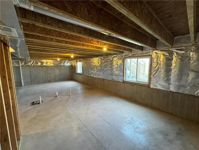 Building Photo - Spring Hill House