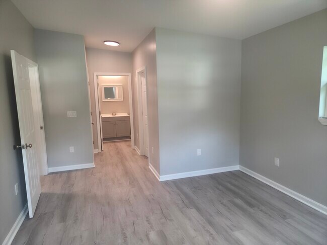 Building Photo - 4509 Deauville Way