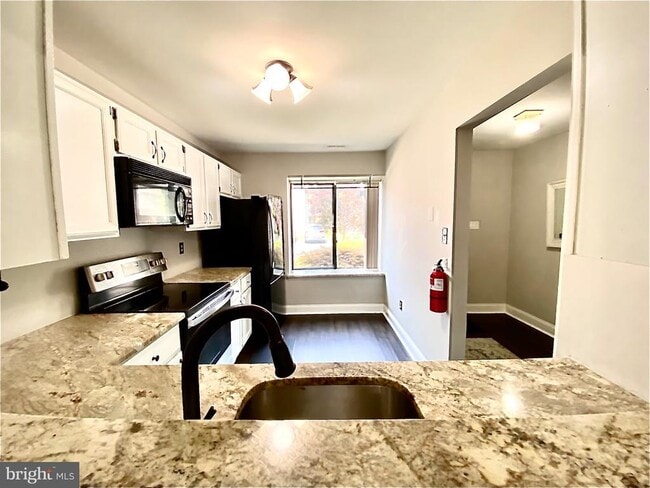 Building Photo - 803 Chesterwood Ct