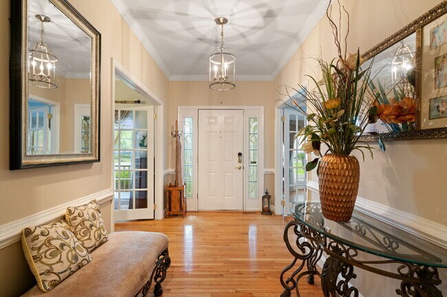 Building Photo - ***Amazing opportunity to rent this beauti...