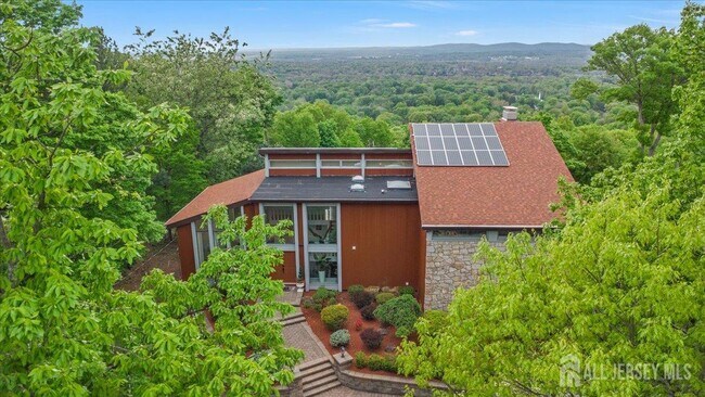 Building Photo - 950 Sunset Ridge