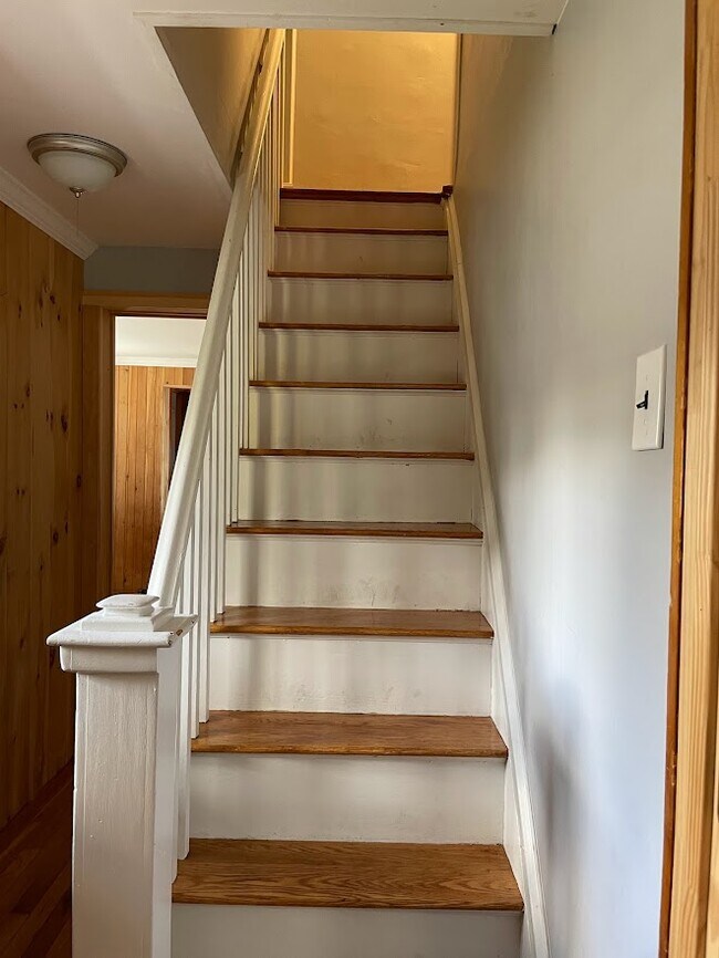 Building Photo - 428 High St