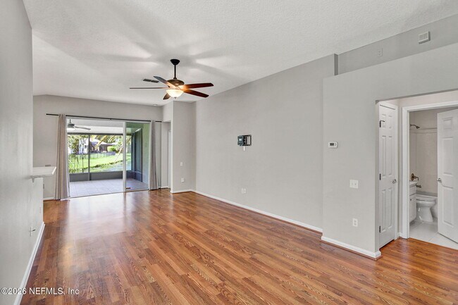 Building Photo - 1325 Fairway Village Dr