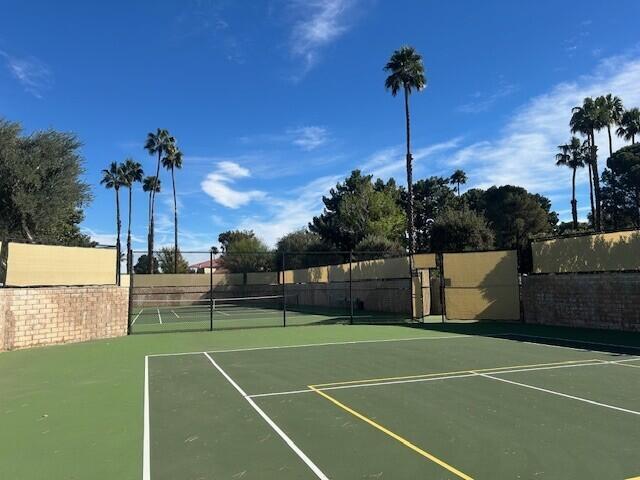 Building Photo - 685 N Ashurst Ct