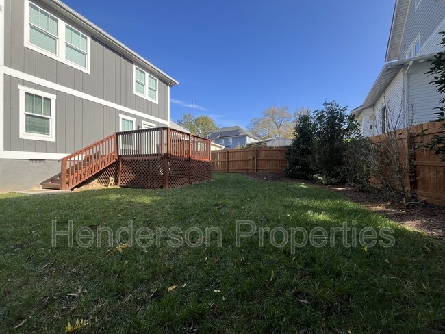 Building Photo - 705 Baldwin Ave