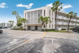 Building Photo - 7713 SW 88th St