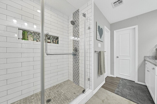 Building Photo - Charming 4-Bed Home with Granite Elegance in Sugar Land