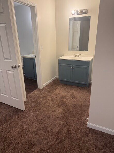 Building Photo - 7591 Hunters Ridge Ln