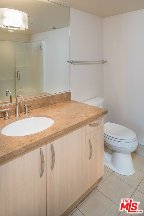Building Photo - 13650 Marina Pointe Dr