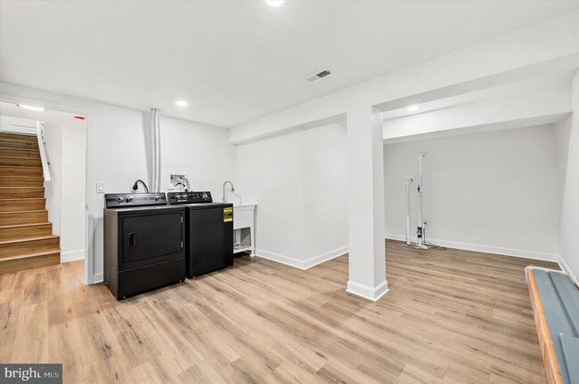 Building Photo - 514 Ryers Ave