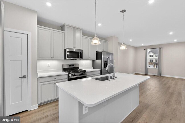 Building Photo - 150 Fletcher Cir