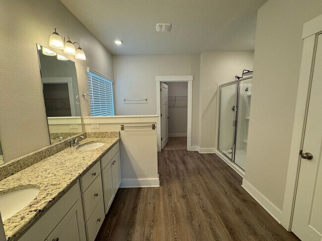 Building Photo - Gulf Breeze - Sailfish Pointe - 4 bedroom,...