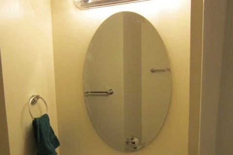 Bathroom 1 - 1100 Woodland St