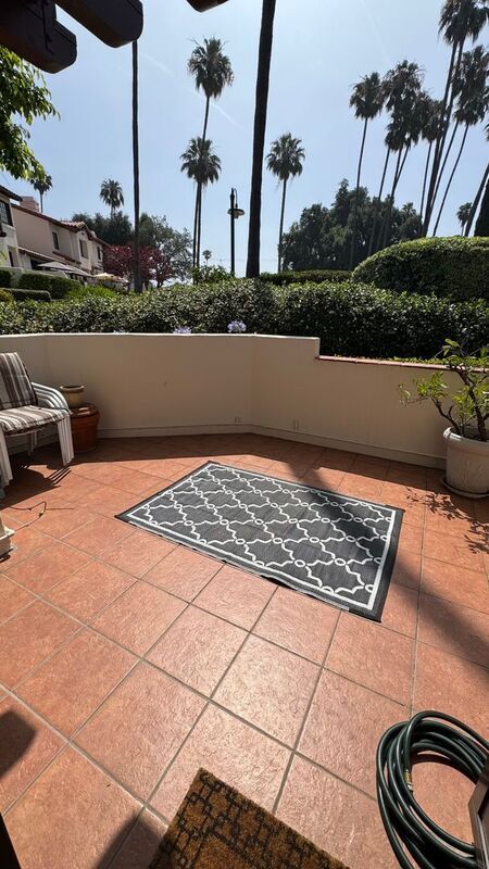 Building Photo - 452 E Bougainvillea Ln