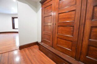 Building Photo - 1740 Beacon St