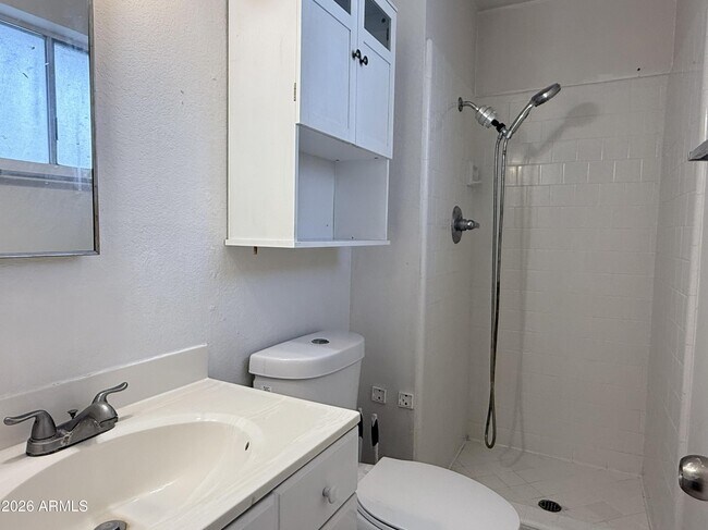 Building Photo - 14015 N 61st Ave