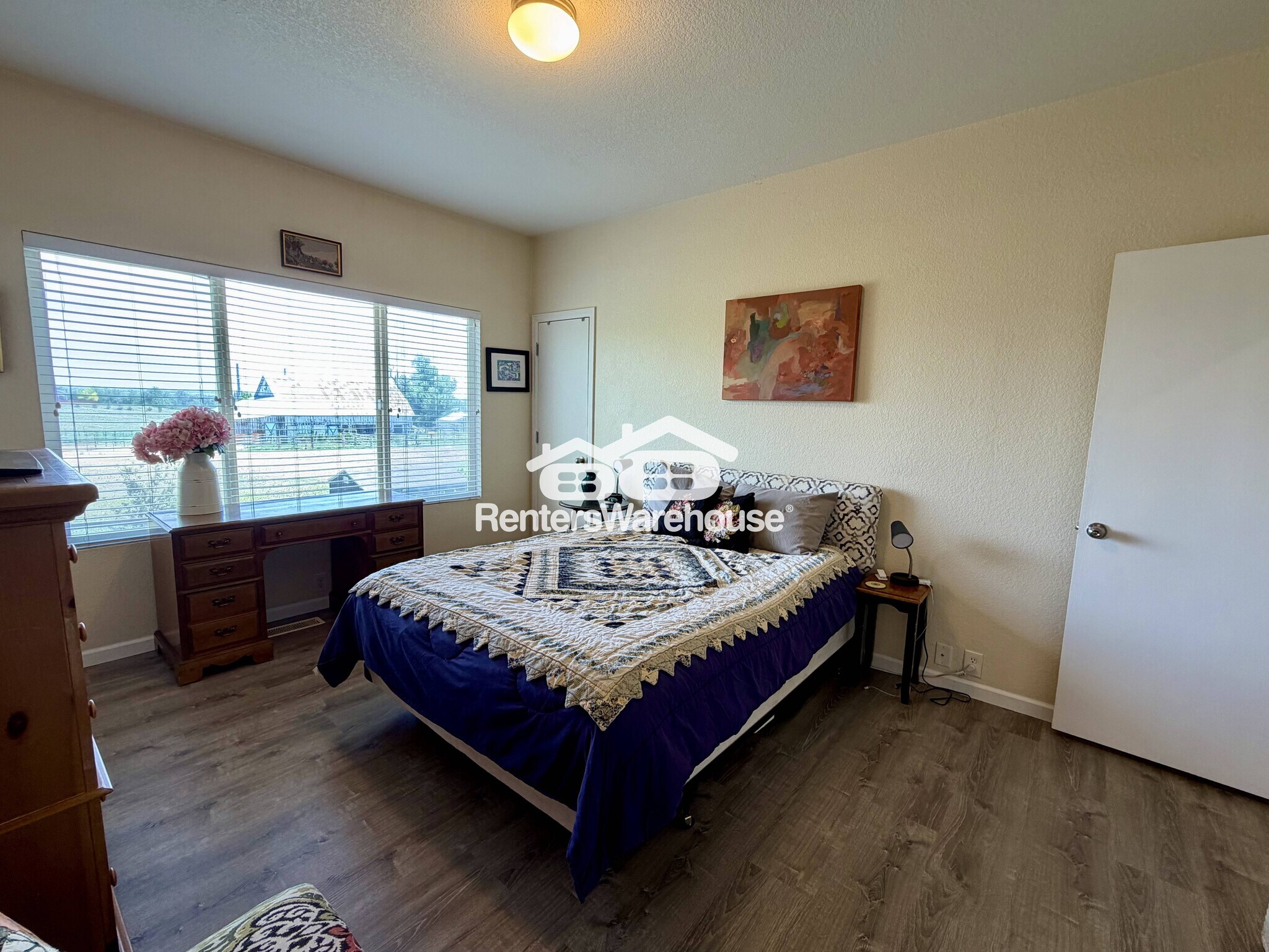 Building Photo - 11260 Jersey Way