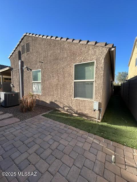 Building Photo - 2011 W Mountain Pointe Dr