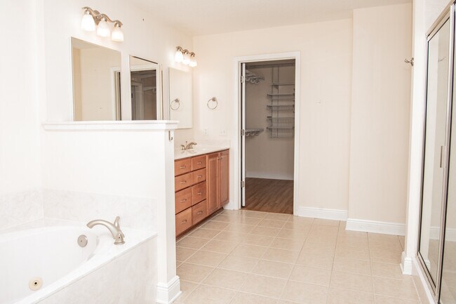 Building Photo - 1777 Bridgeport Colony Ln