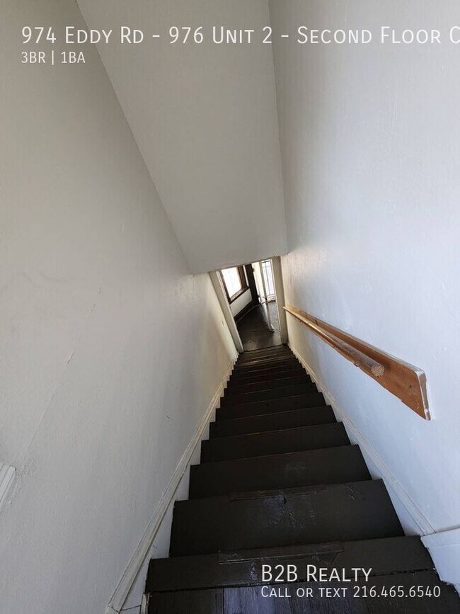 Building Photo - 974 Eddy Rd