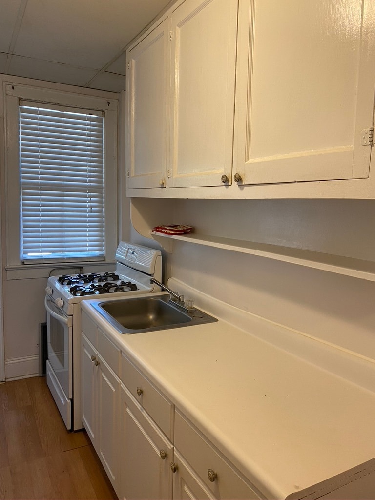 Kitchen - Unit # 4 - 336 Main St