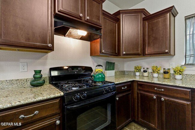 Building Photo - 1328 Dominic Anakin Dr
