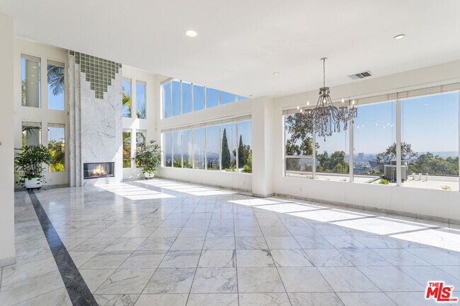 Building Photo - 1255 Hilldale Ave