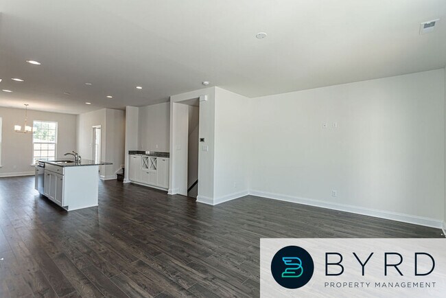 Building Photo - 15212 Dunton Ave
