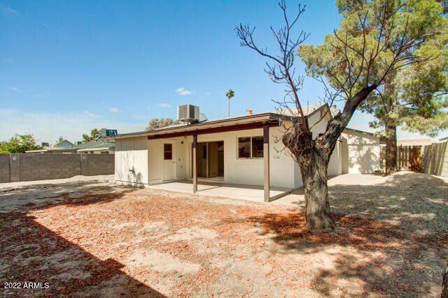 Building Photo - 6353 W Mission Ln