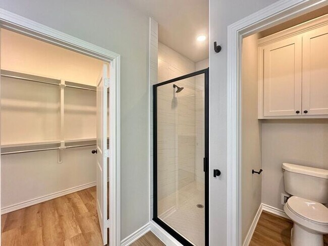 Building Photo - Tour Today! New Construction 4 Bed 2 Bath Triplex!