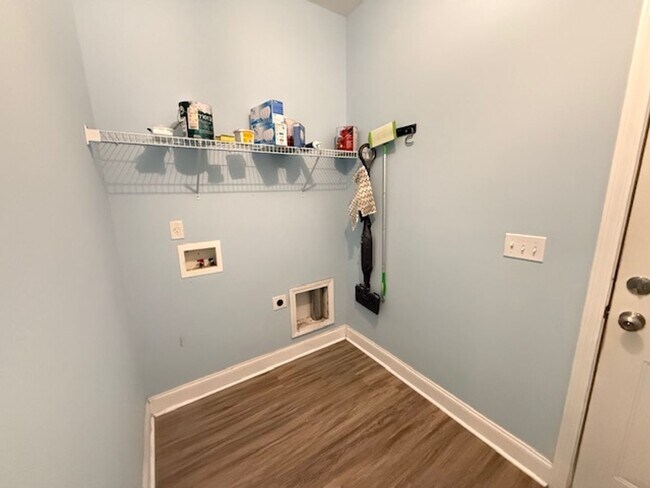 Building Photo - 3 Bedroom 2 Bath House in Brickhope Greens - Goose Creek