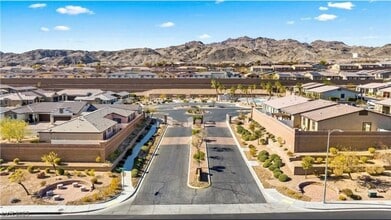 Building Photo - BEAUTIFUL 2 Bedroom 2 Bath Home